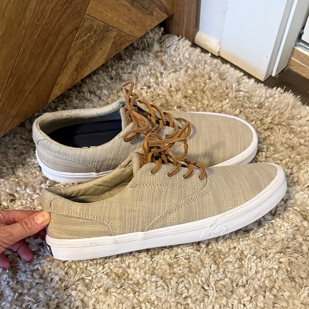 Men's Casual Tan Sneakers